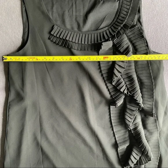 DKNY Ruffle Top - Picture 5 of 8